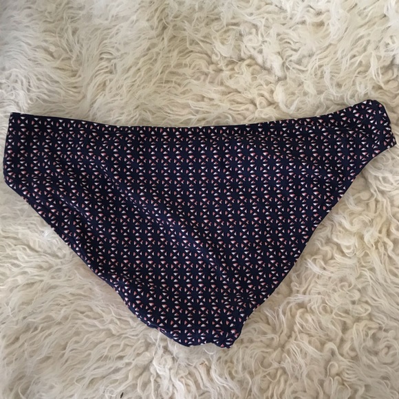 MOONTIDE two piece bikini swim suit. Size 6/8. - Picture 5 of 6